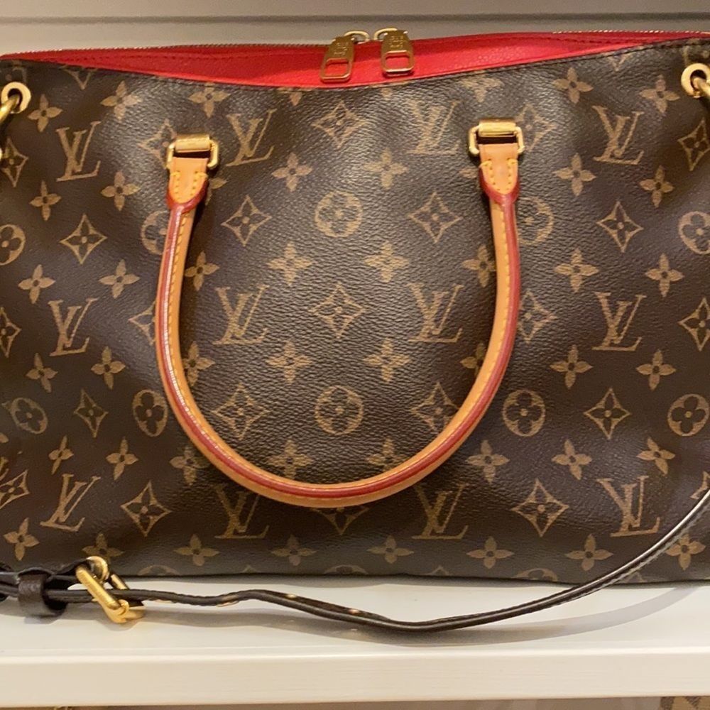 Louis Vuitton Pallas MM - Picture 2 of 15
